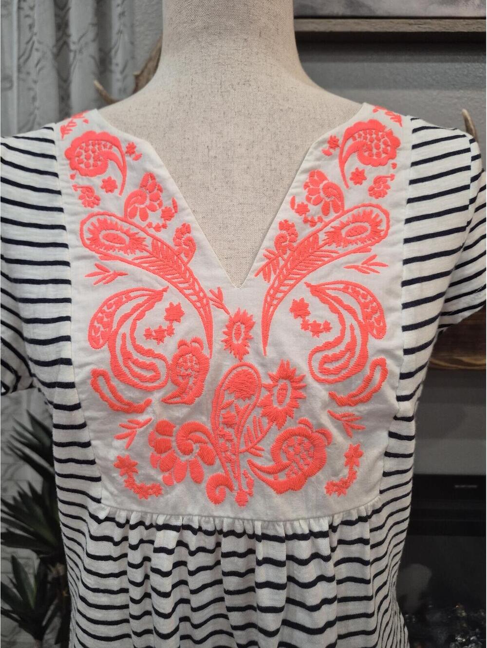 Boden Womens Embroidery top size 6 - Picture 3 of 7